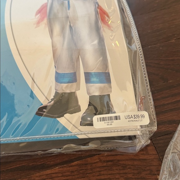 Spirit Silver and Blue Astronaut Costume for Toddlers - Picture 7 of 8